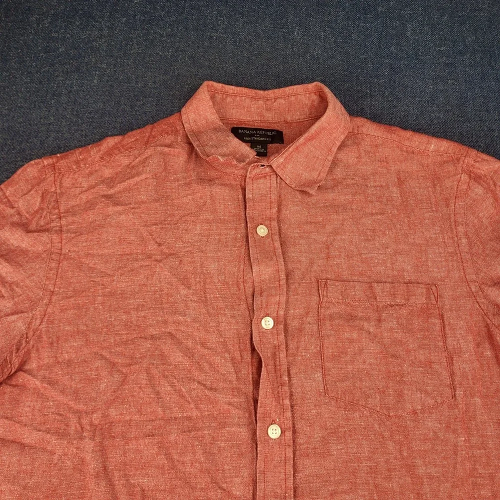 Banana Republic Mens Red Linen Cotton Short Sleeve Button Up Shirt Standard Fit